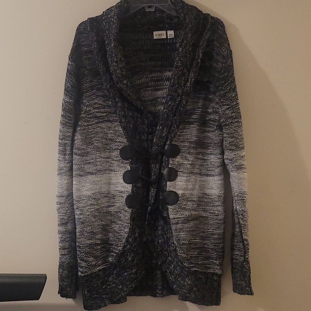 Cozy Black & White Sweater